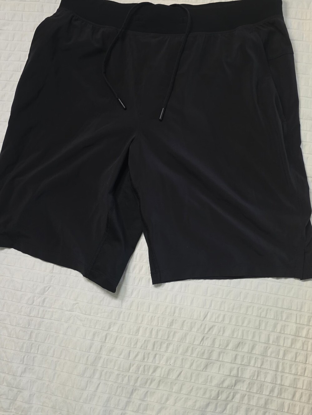 Lululemon Men Acticd Short Black Sz L Knee Length